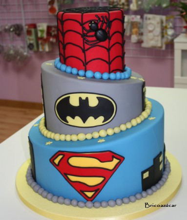 346 - Tarta Superheroes